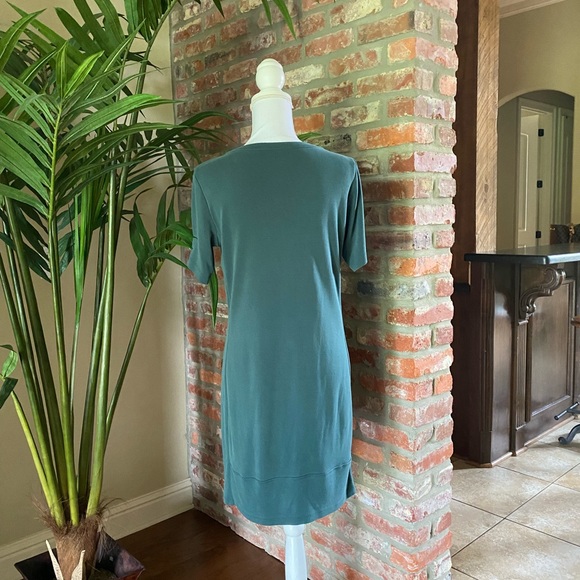 ATHLETA DRESS - Picture 2 of 3
